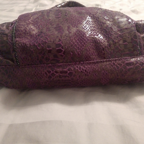 Avon Mark shoulder bag - Picture 5 of 5